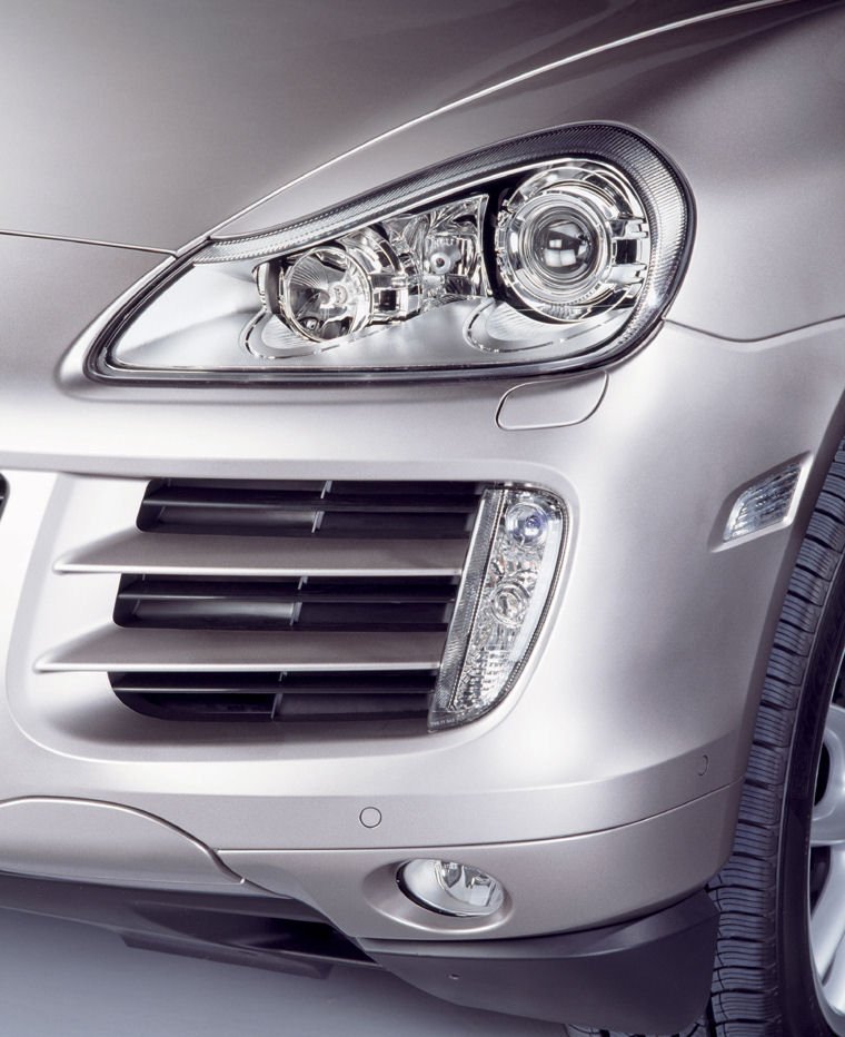 2009 Porsche Cayenne V6 Picture